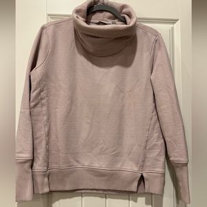 Athleta Women's Sz S Turtle Neck Sweatshirt Pullover Thumb Holes Light Purple